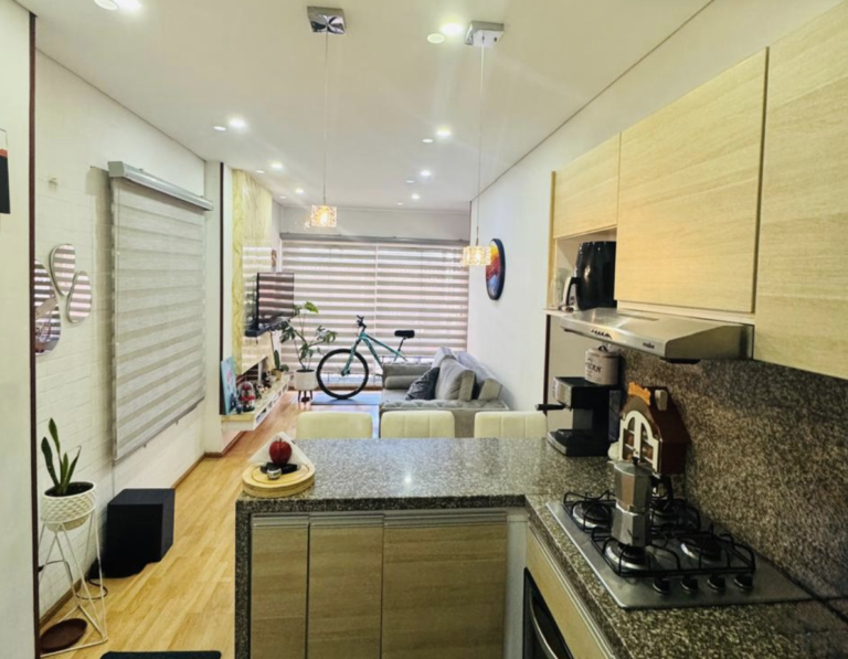 Ref: AP-Z5-008 · Piso 01 –  2 Hab  2 Bañ  – 60 m² – $340M